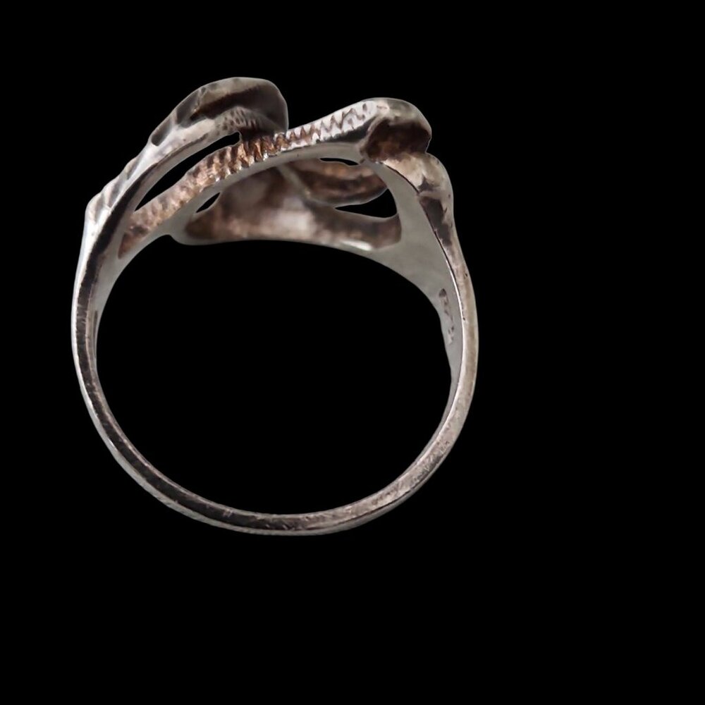 Vintage Sterling Silver Ring - Picture 3 of 16